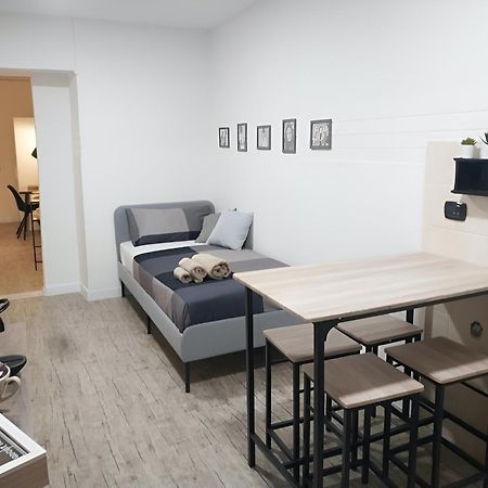 Bed and Breakfast Bed Napoli Екстер'єр фото