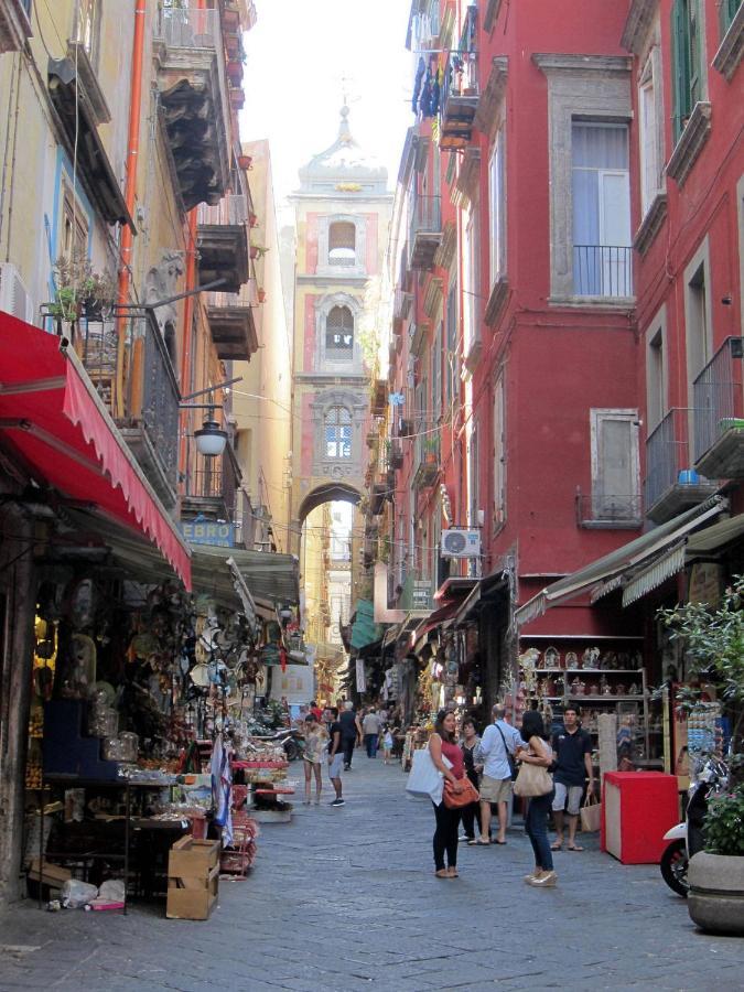 Bed and Breakfast Bed Napoli Екстер'єр фото